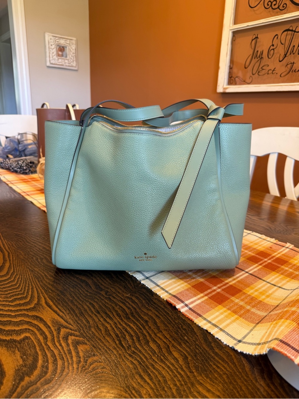 Kate Spade Mint Green Pebbled Leather Knott Bag/Tote